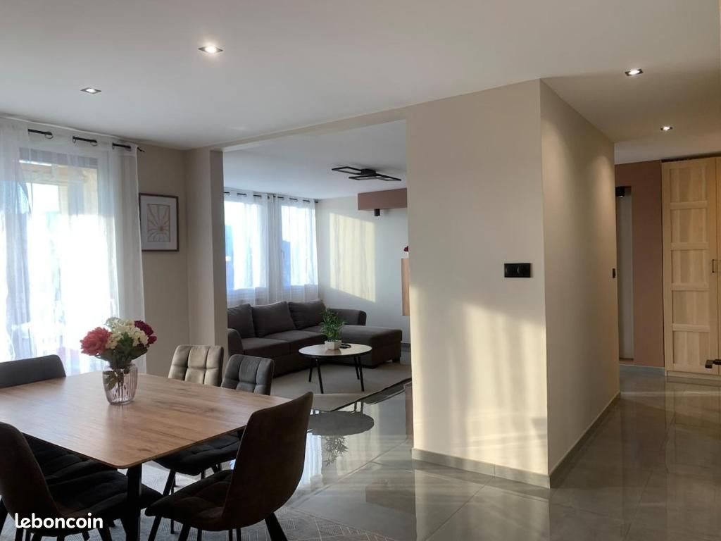 Appartement à louer, 96m², Valence