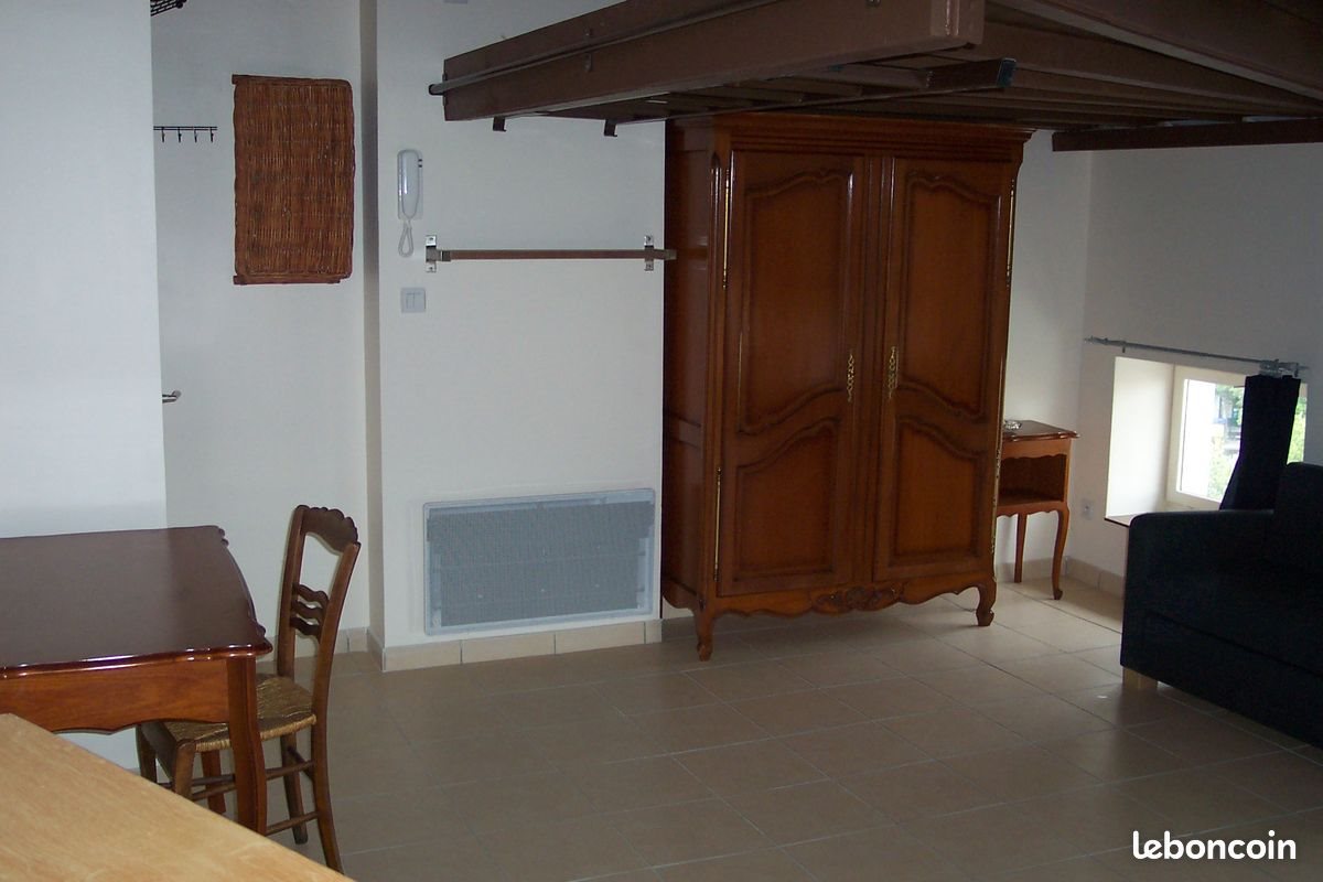 Appartement à louer, 35m², Saint-Genis-Laval