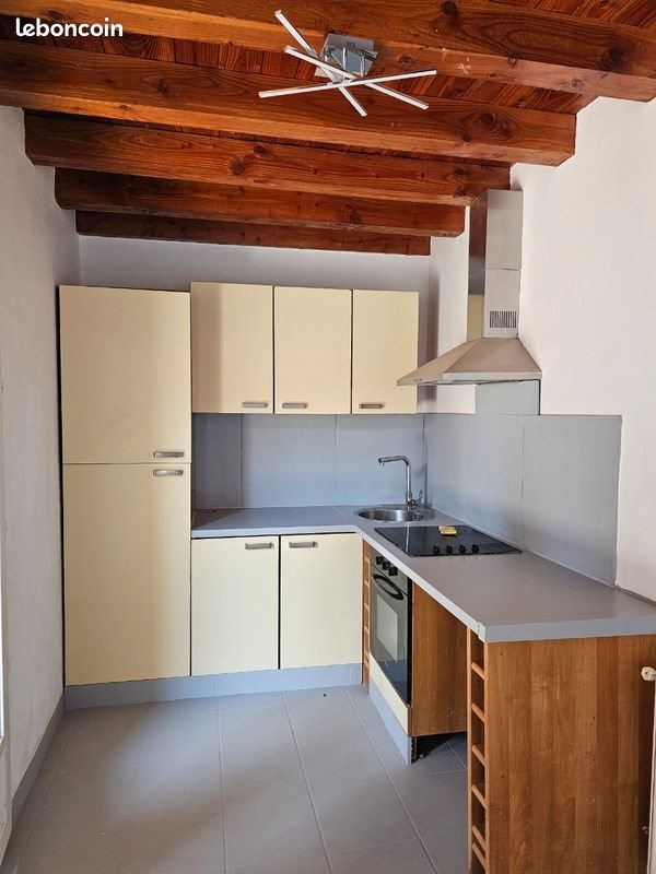 Maison à louer, 120m², Saint-Trivier-sur-Moignans