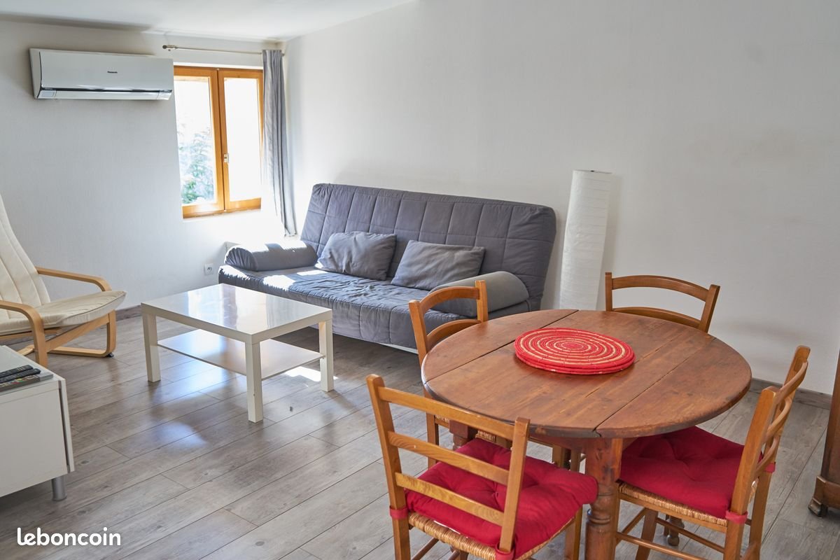 Appartement à louer, 45m², Villeneuve-lès-Avignon