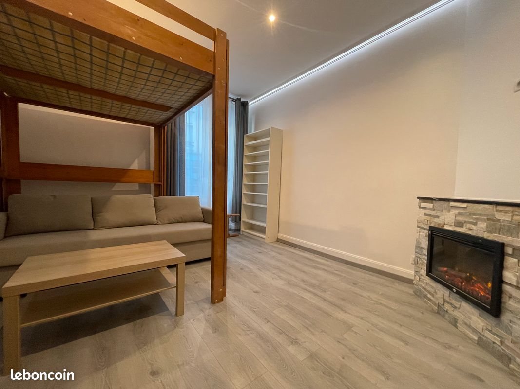 Appartement à louer, 25m², Saint-Mandé