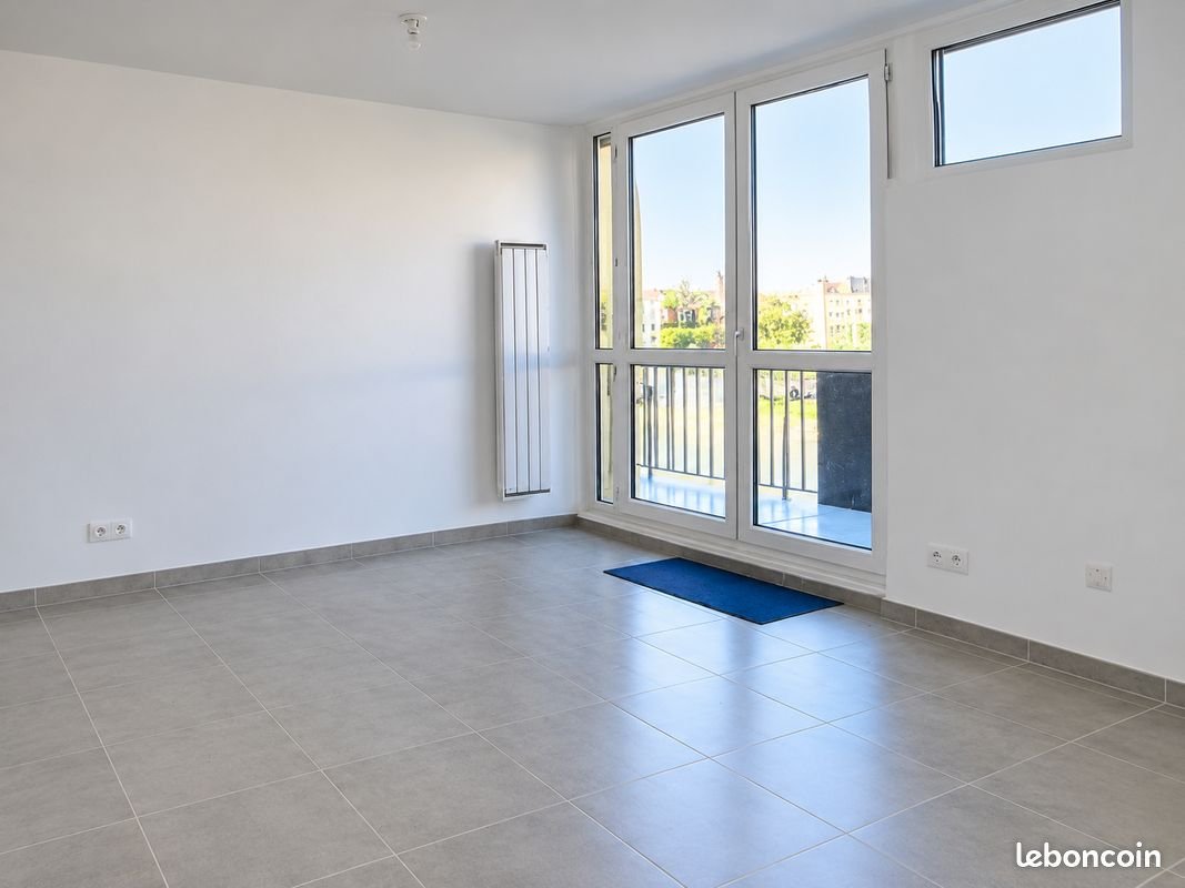 Appartement à louer, 52m², Cergy