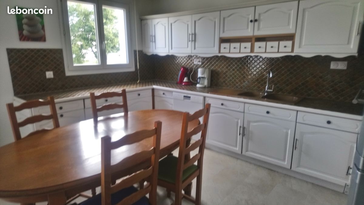 Appartement à louer, 80m², Saintes