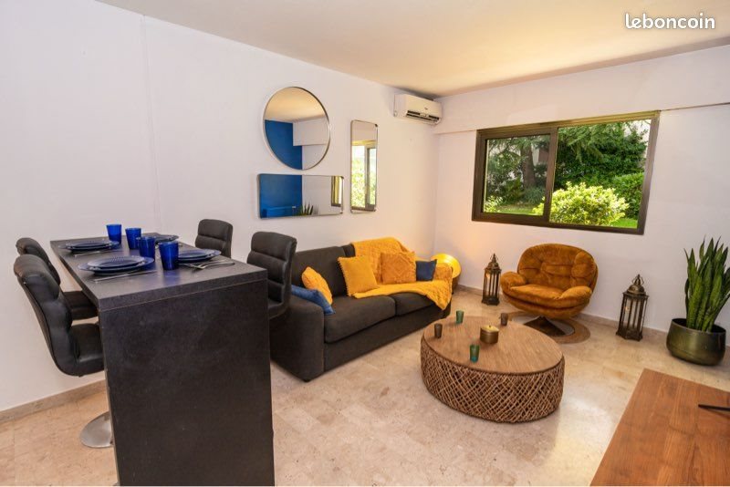 Appartement à louer, 45m², Antibes