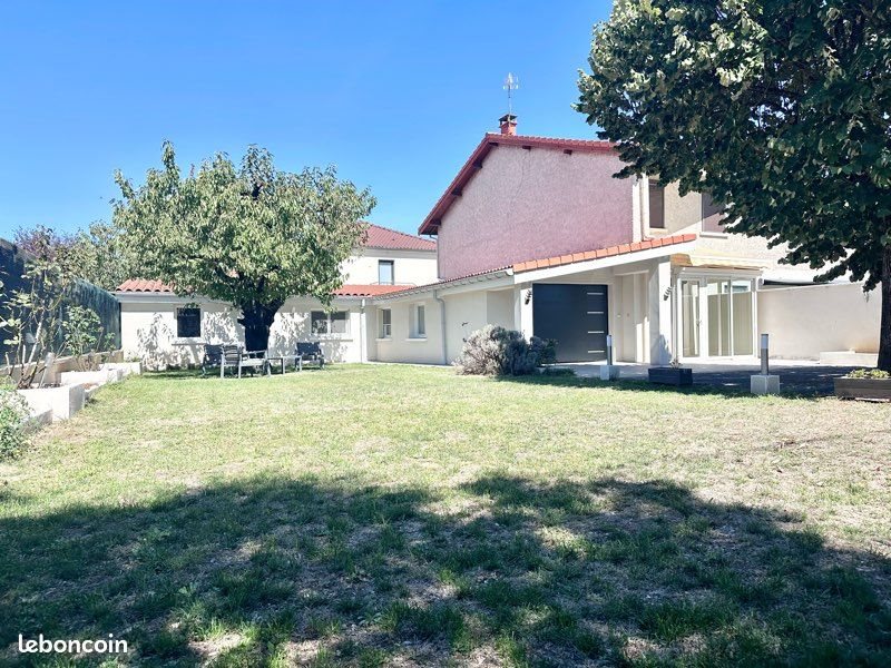 Maison à vendre, 136m², Saint-Priest