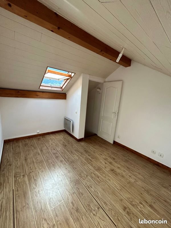 Maison à louer, 40m², Saint-Thibaud-de-Couz