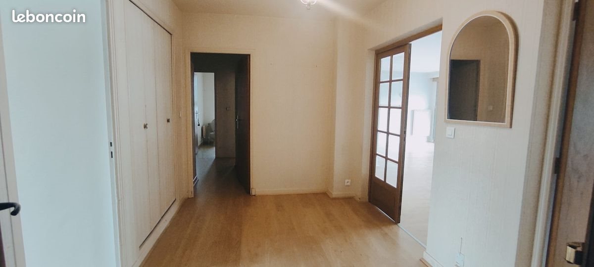 Appartement à louer, 114m², Millau