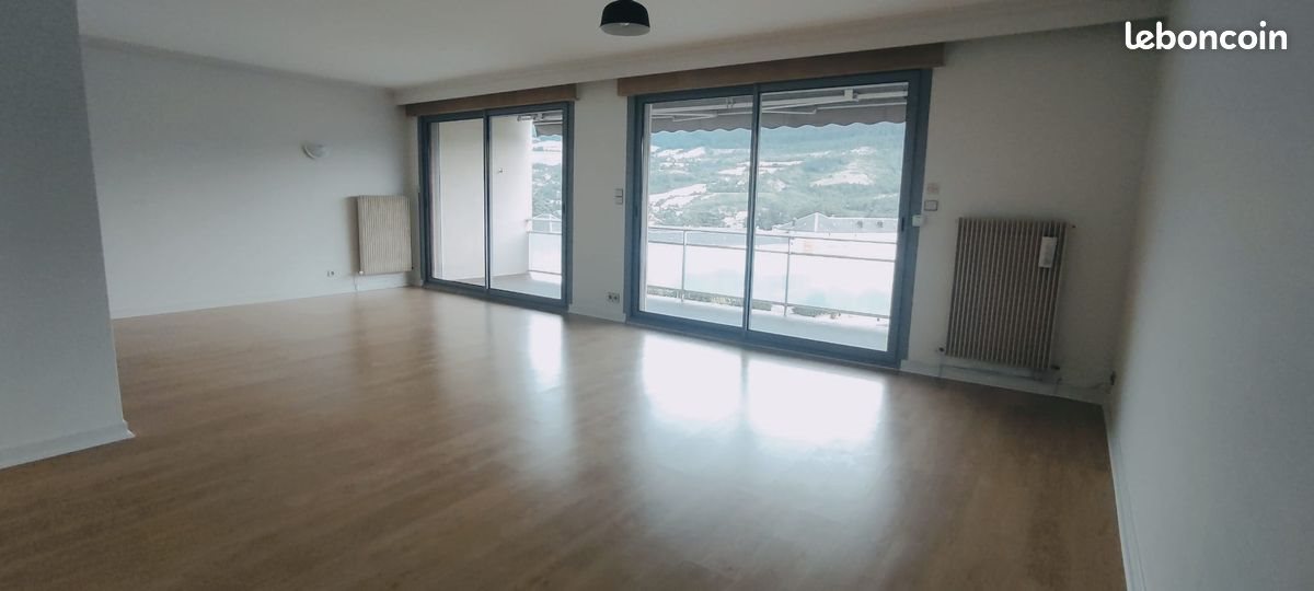 Appartement à louer, 114m², Millau