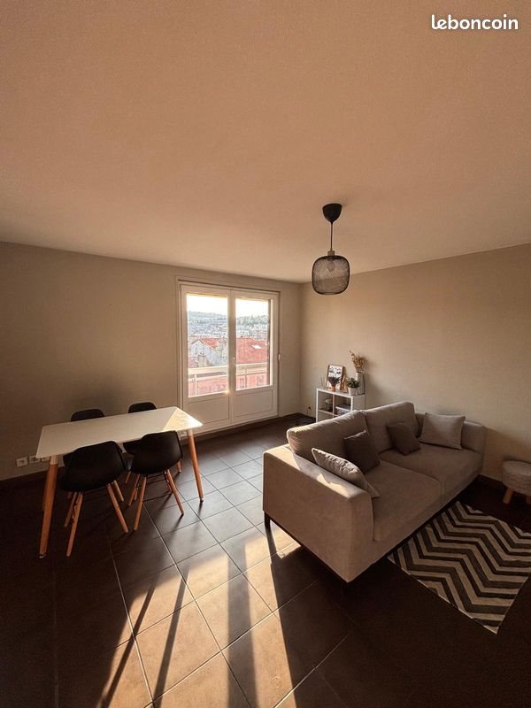 Appartement à louer, 74m², Saint-Étienne