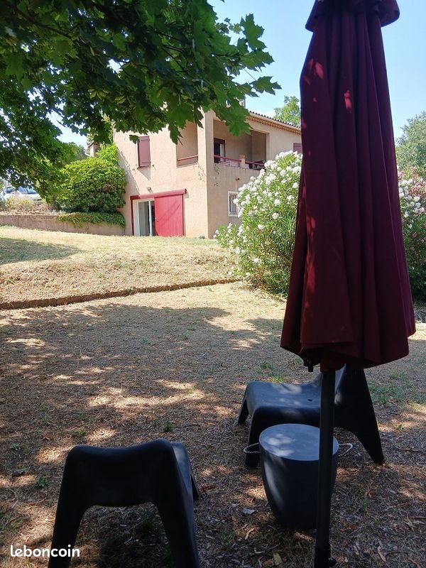 Appartement à louer, 38m², Villecroze
