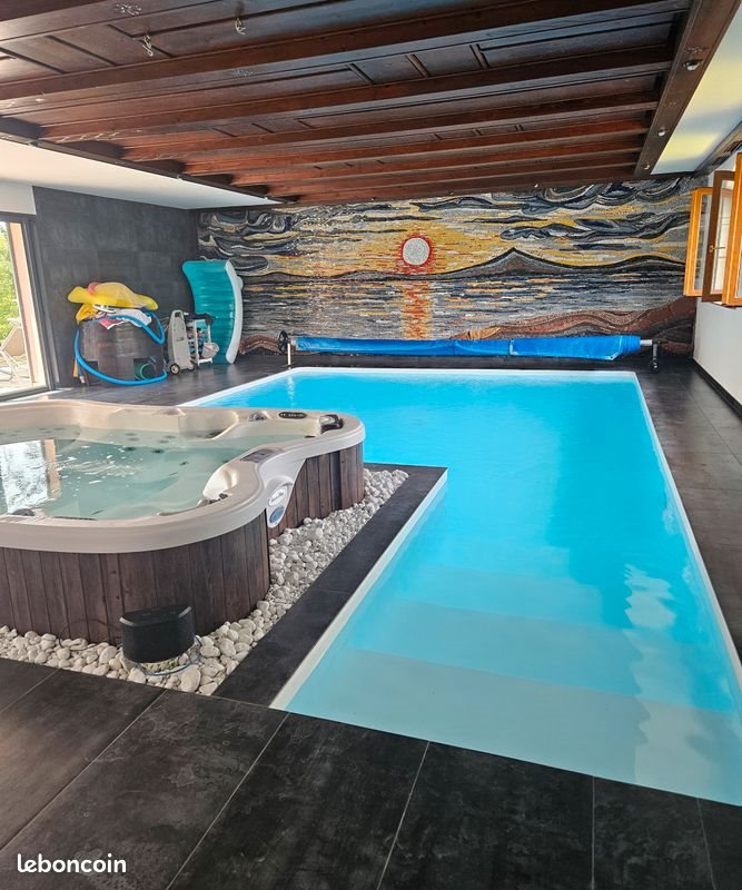 Maison à vendre, 398m², Village-Neuf