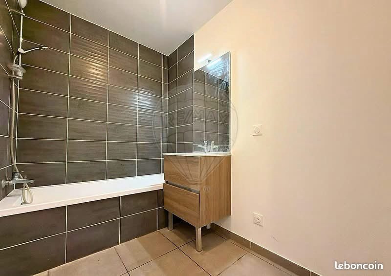 Appartement à vendre, 67m², Cluses