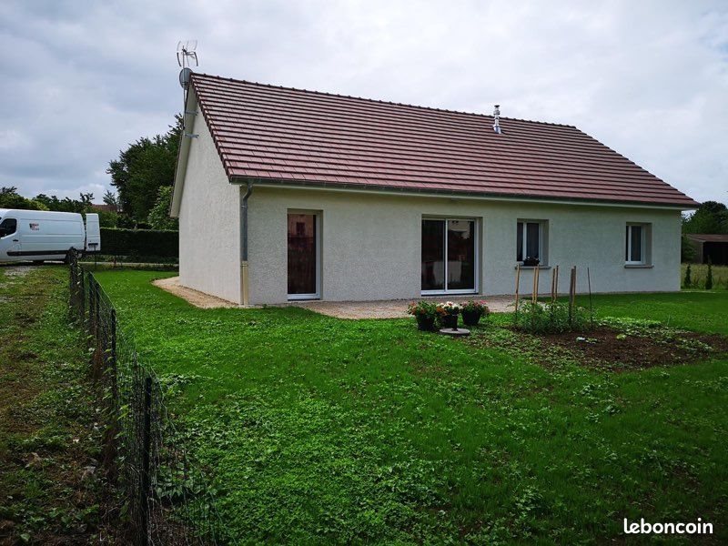 Maison à louer, 120m², Domblans