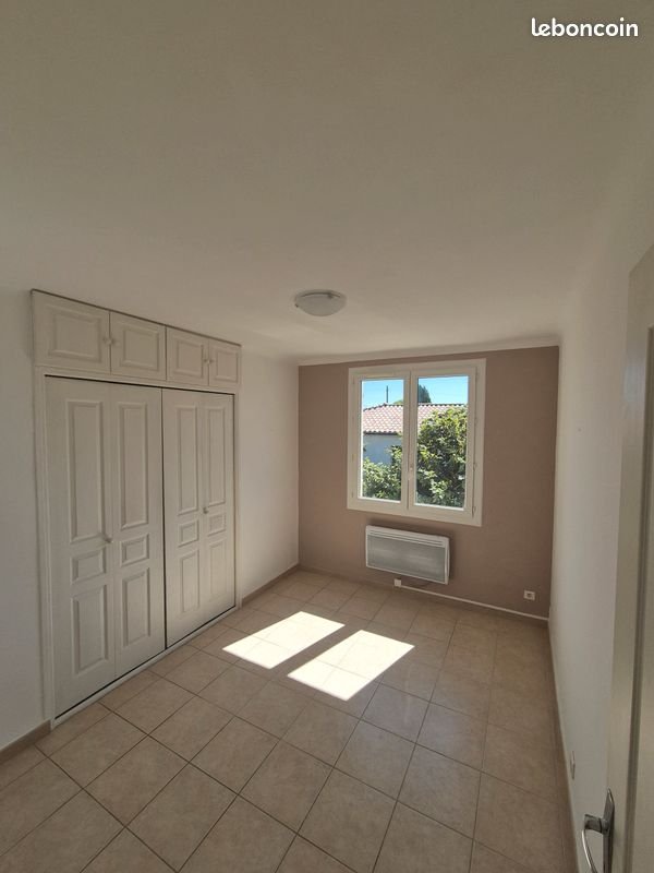 Appartement à louer, 74m², Pélissanne