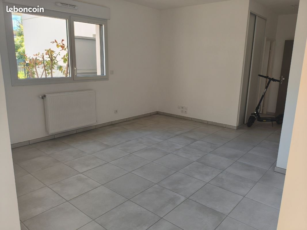 Appartement à louer, 79m², Décines-Charpieu