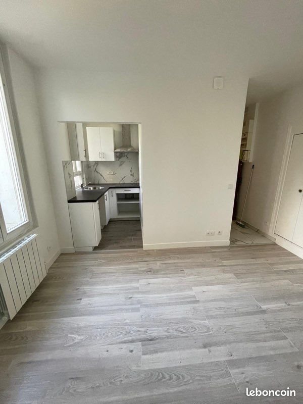 Appartement à louer, 19m², Stains