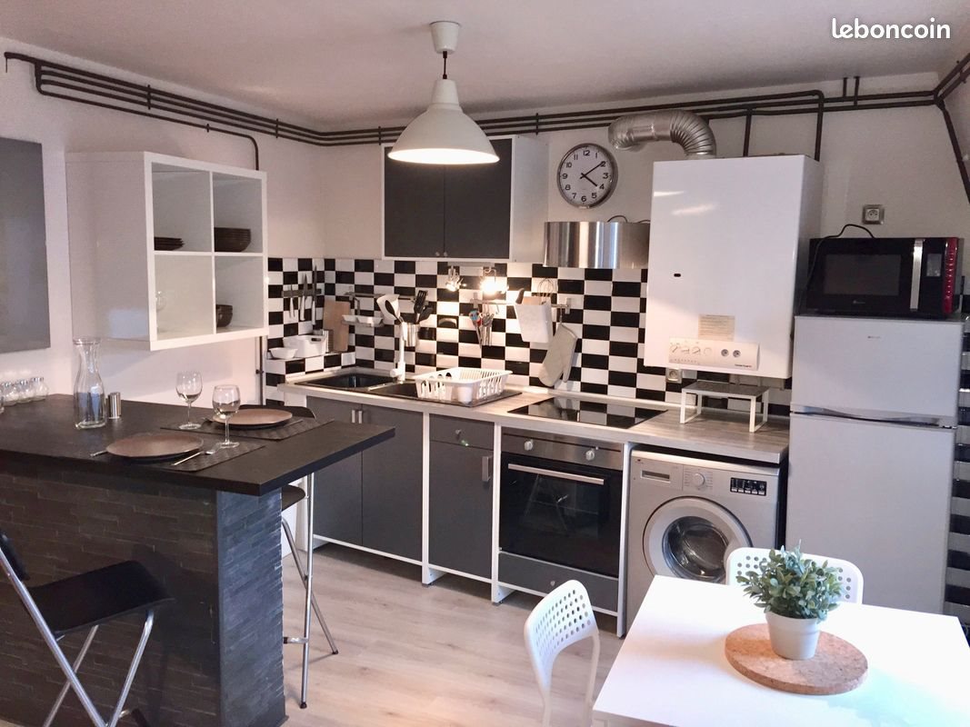 Appartement à louer, 49m², Aurillac