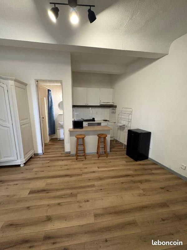 Appartement à louer, 25m², Lambesc