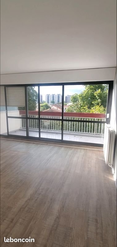Appartement à louer, 49m², Talence