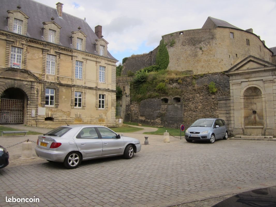 Appartement à louer, 30m², Sedan