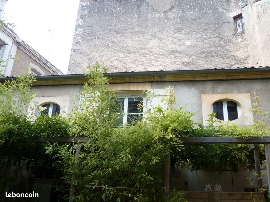 Appartement à louer, 35m², Poitiers