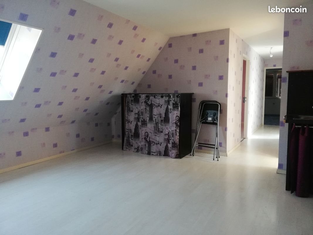 Appartement à louer, 75m², Lanuéjouls