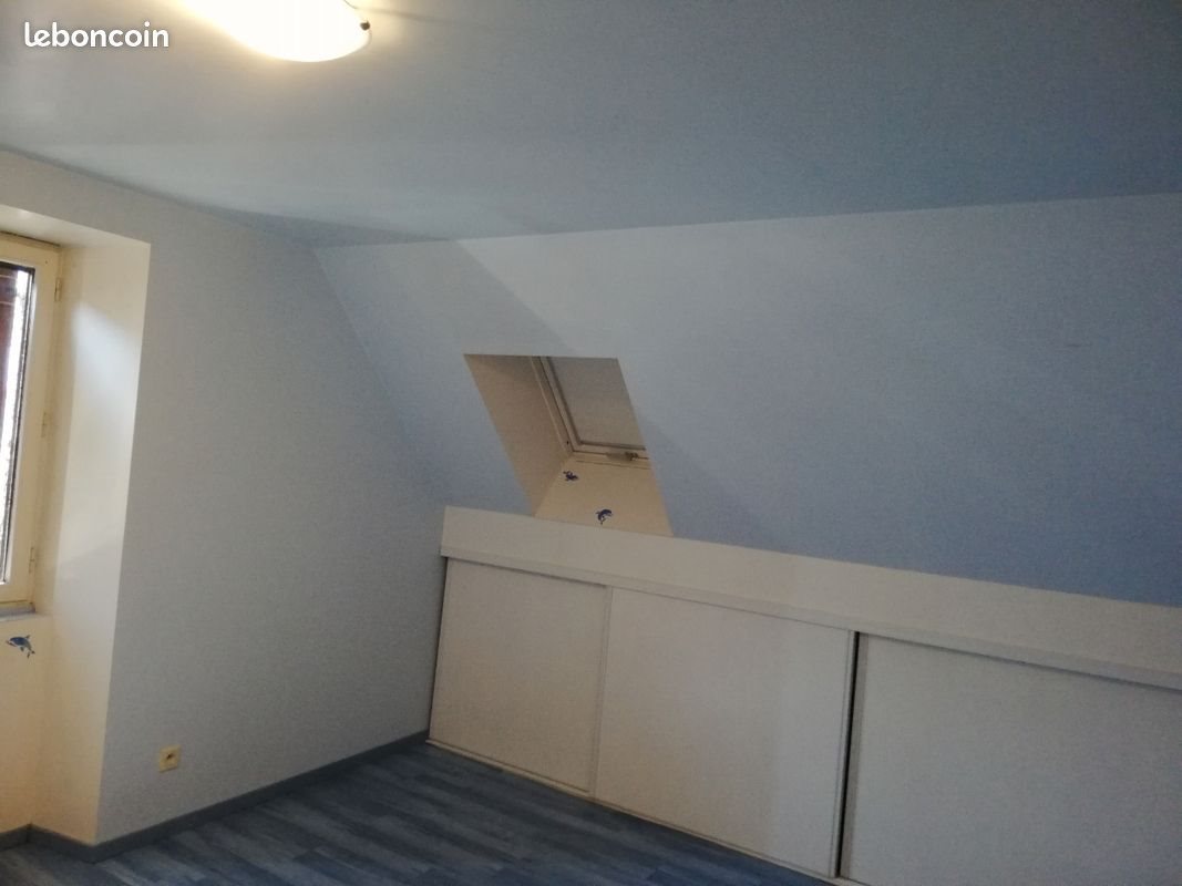 Appartement à louer, 75m², Lanuéjouls