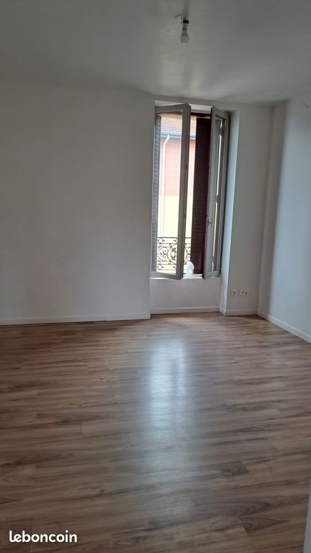 Appartement à louer, 38m², Roanne