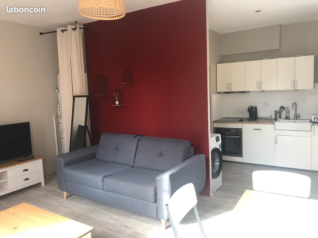 Appartement à louer, 25m², Niort