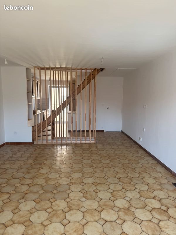 Appartement à louer, 100m², Solliès-Pont