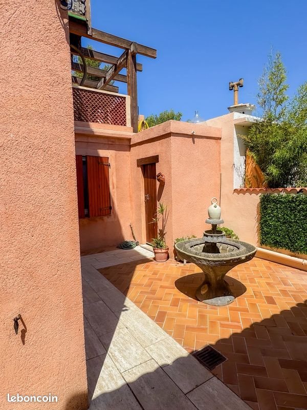 Maison à louer, 150m², Marseille 8ème