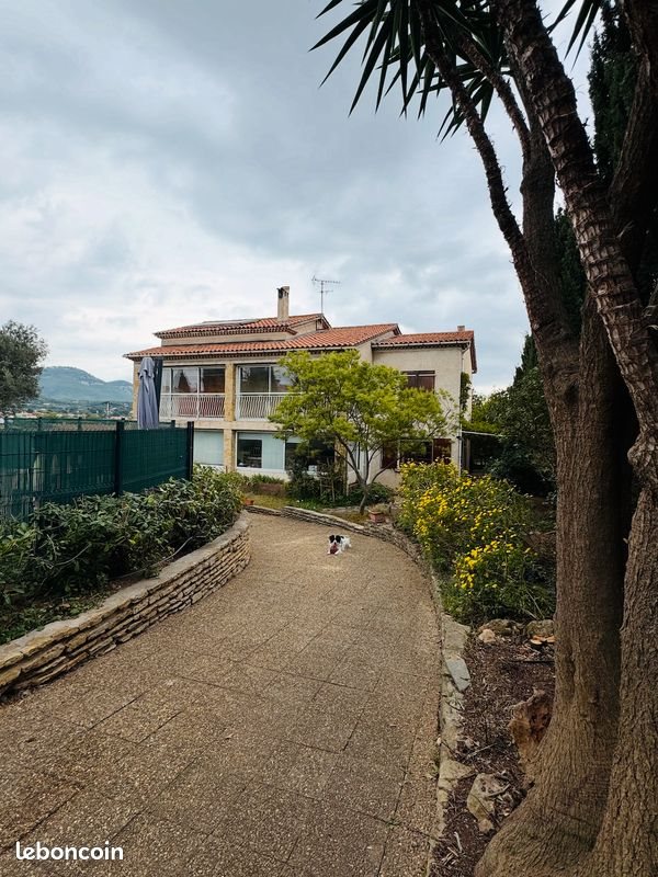 Maison à vendre, 235m², Sanary-sur-Mer