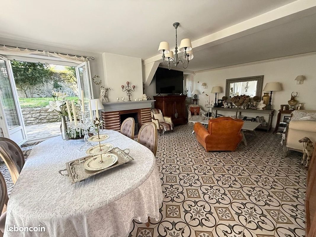 Maison à vendre, 131m², Saint-Denis-sur-Loire
