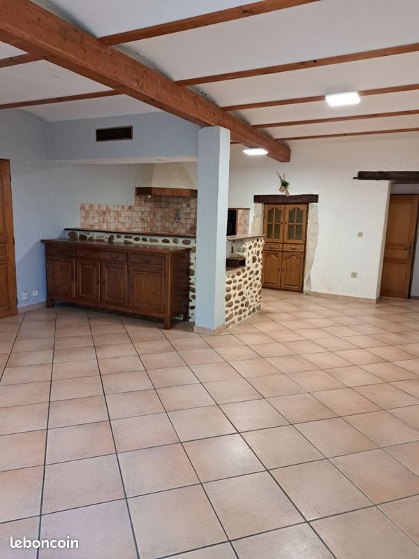 Appartement à louer, 82m², Allan