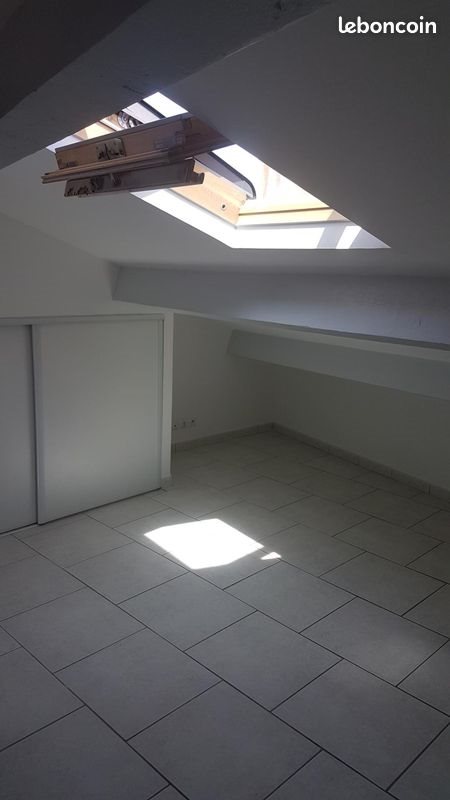 Appartement à louer, 24m², Saint-Maximin-la-Sainte-Baume
