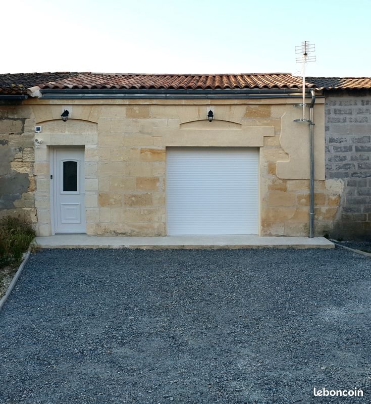 Appartement à louer, 45m², Izon