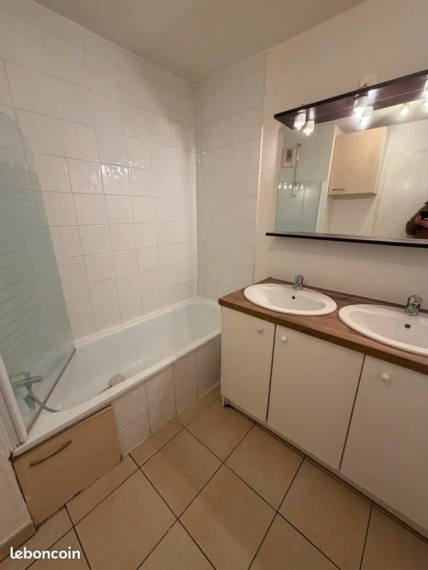 Appartement à louer, 67m², Bordeaux