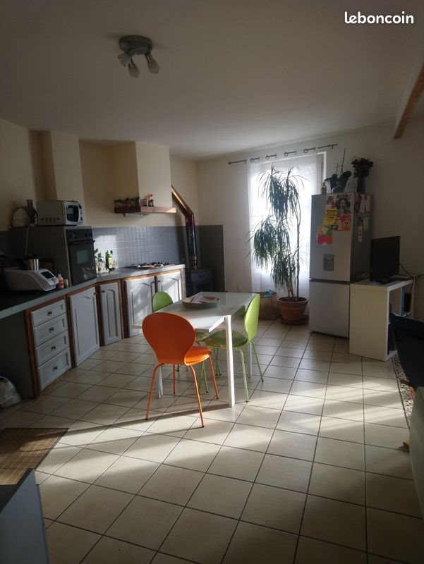 Maison à louer, 70m², Caylus