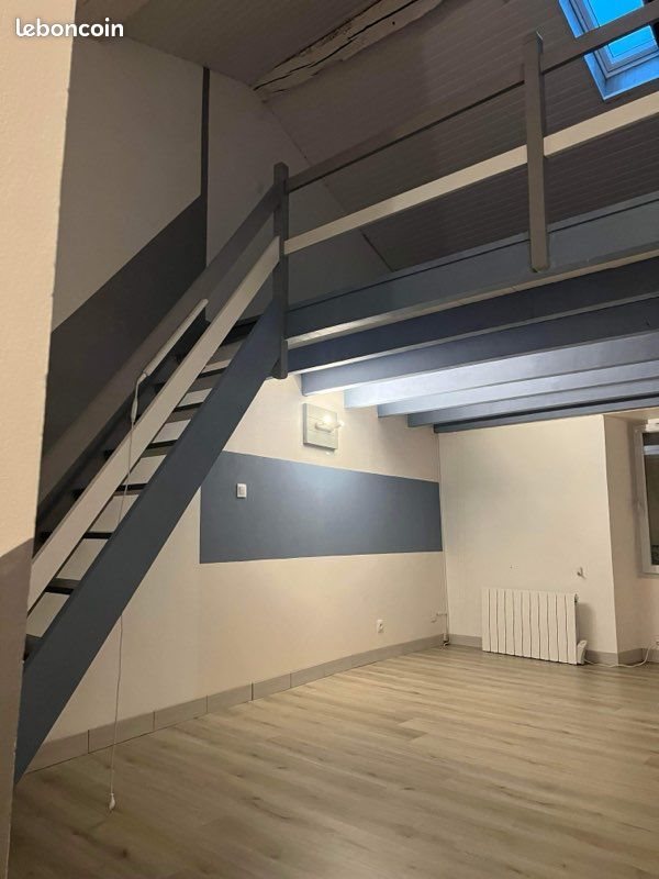 Appartement à louer, 90m², Montbron