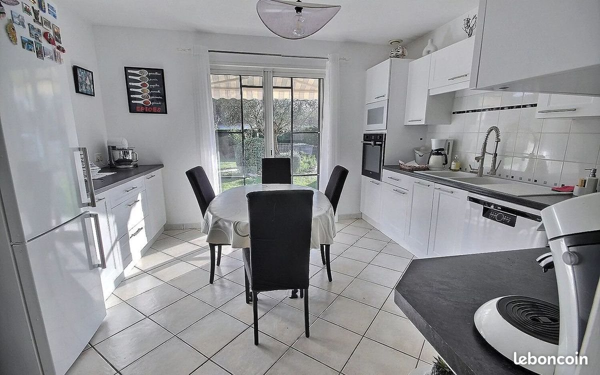 Maison à vendre, 142m², Lescar