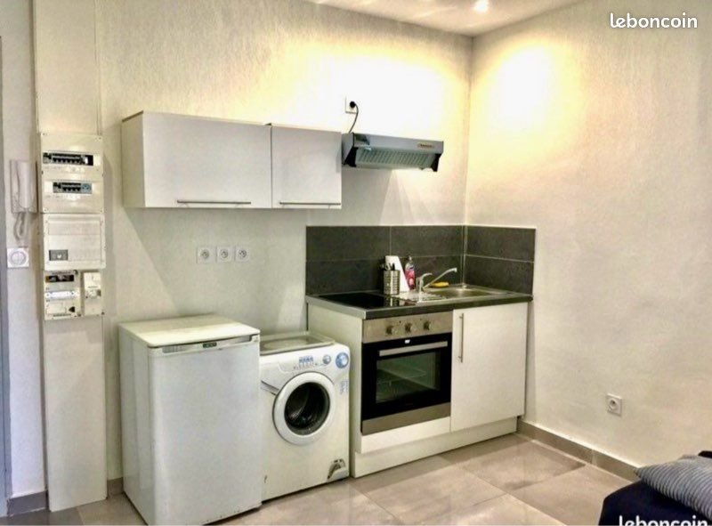 Appartement à louer, 17m², Toulon