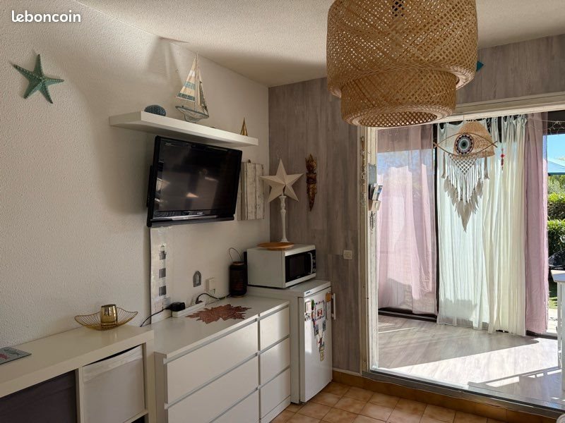 Appartement à louer, 25m², Sanary-sur-Mer