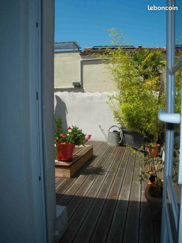 Appartement à louer, 63m², Saintes