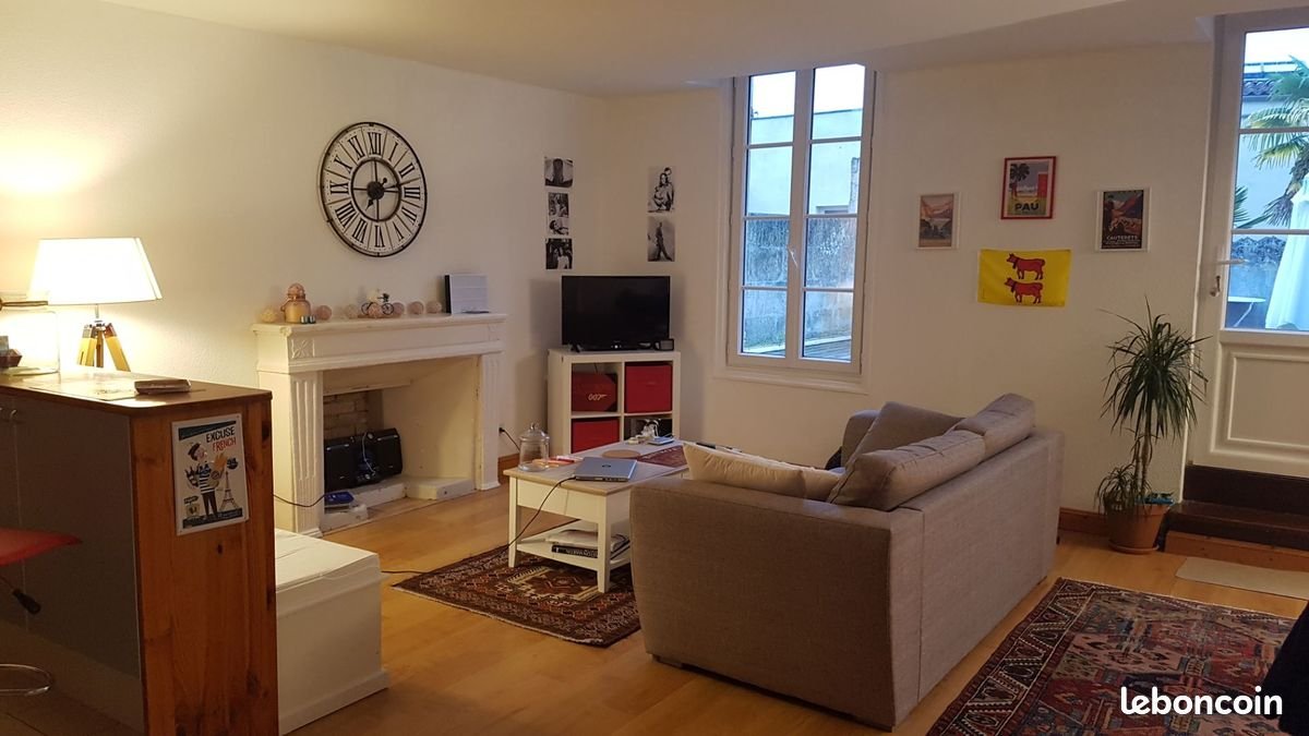 Appartement à louer, 63m², Saintes