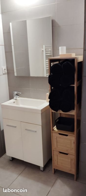 Maison à louer, 60m², Saint-Étienne-de-Saint-Geoirs