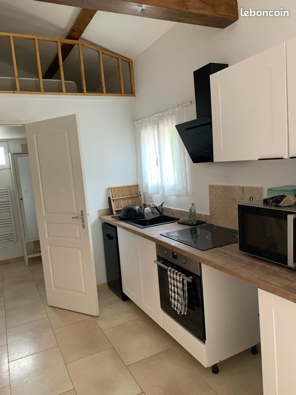 Appartement à louer, 37m², Solliès-Toucas