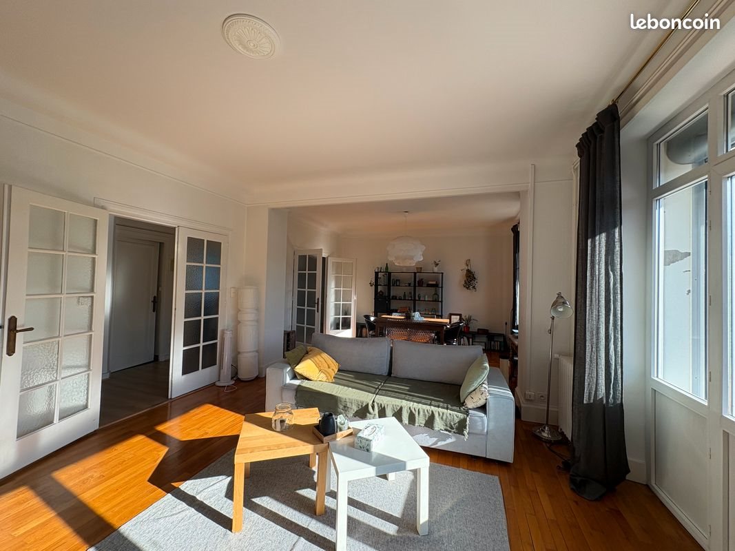 Appartement à louer, 120m², Lons-le-Saunier