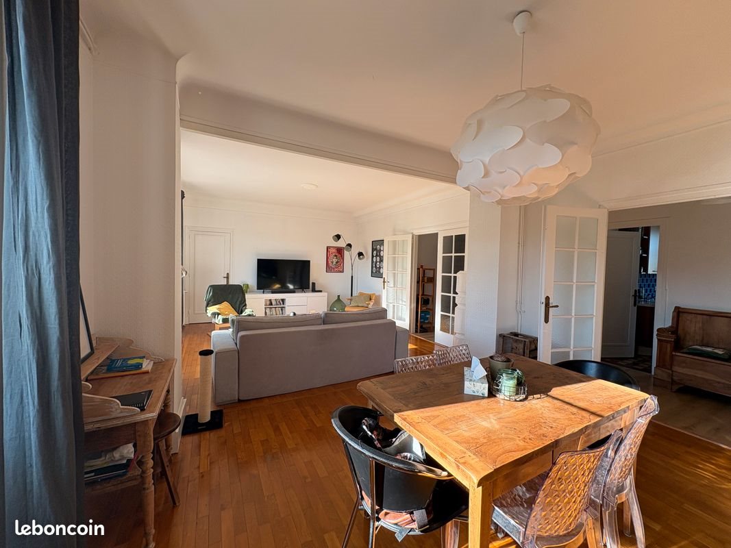 Appartement à louer, 120m², Lons-le-Saunier