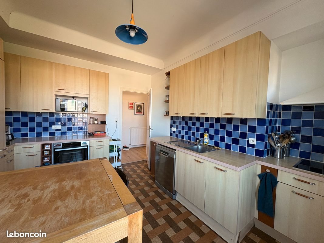 Appartement à louer, 120m², Lons-le-Saunier