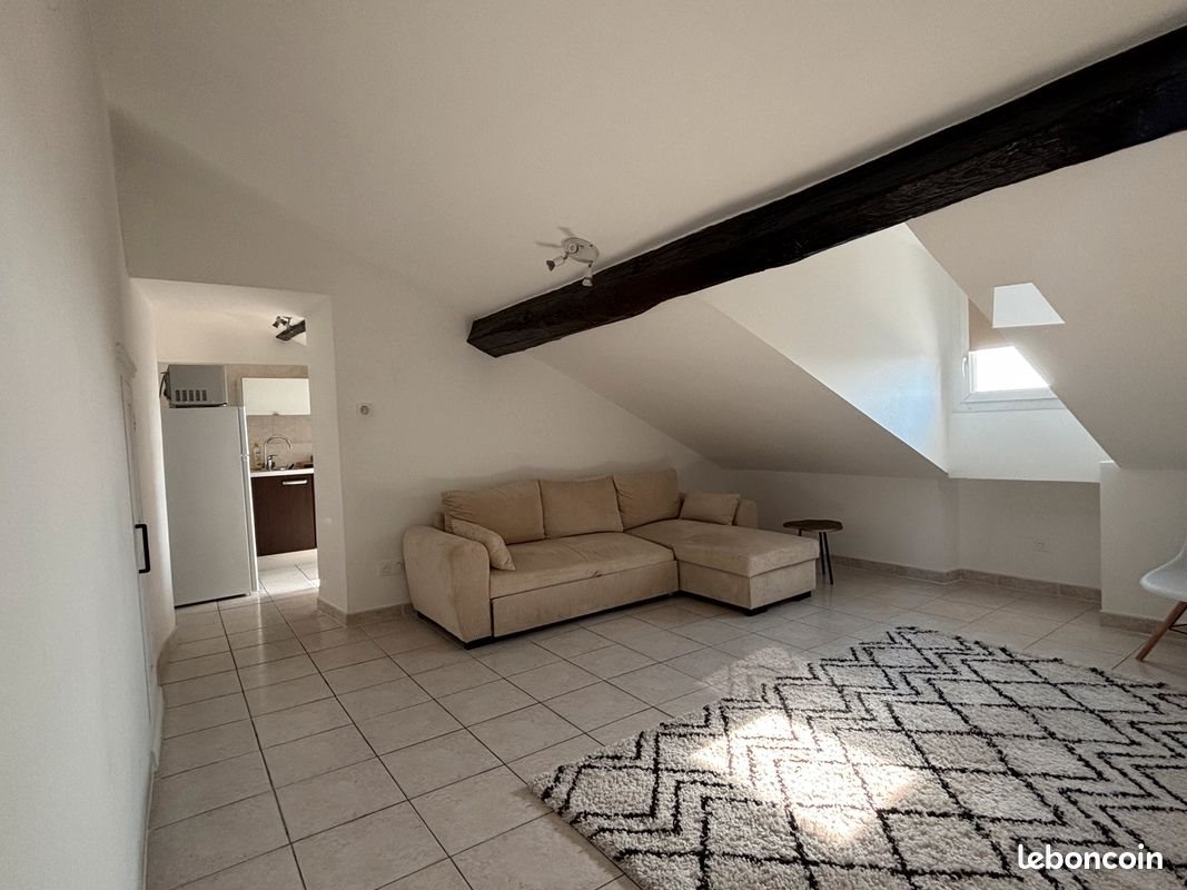 Appartement à louer, 50m², Bastia